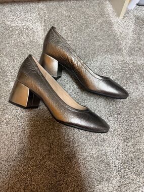 Vionic Metallic Pewter Block Heel Pumps